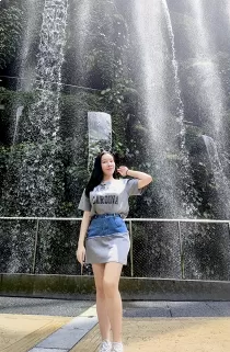 Dream Bangkok escorts  D bust size Natural